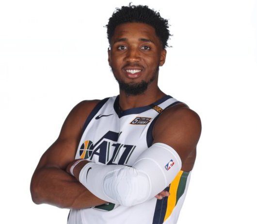 他总是强调 他总是强调