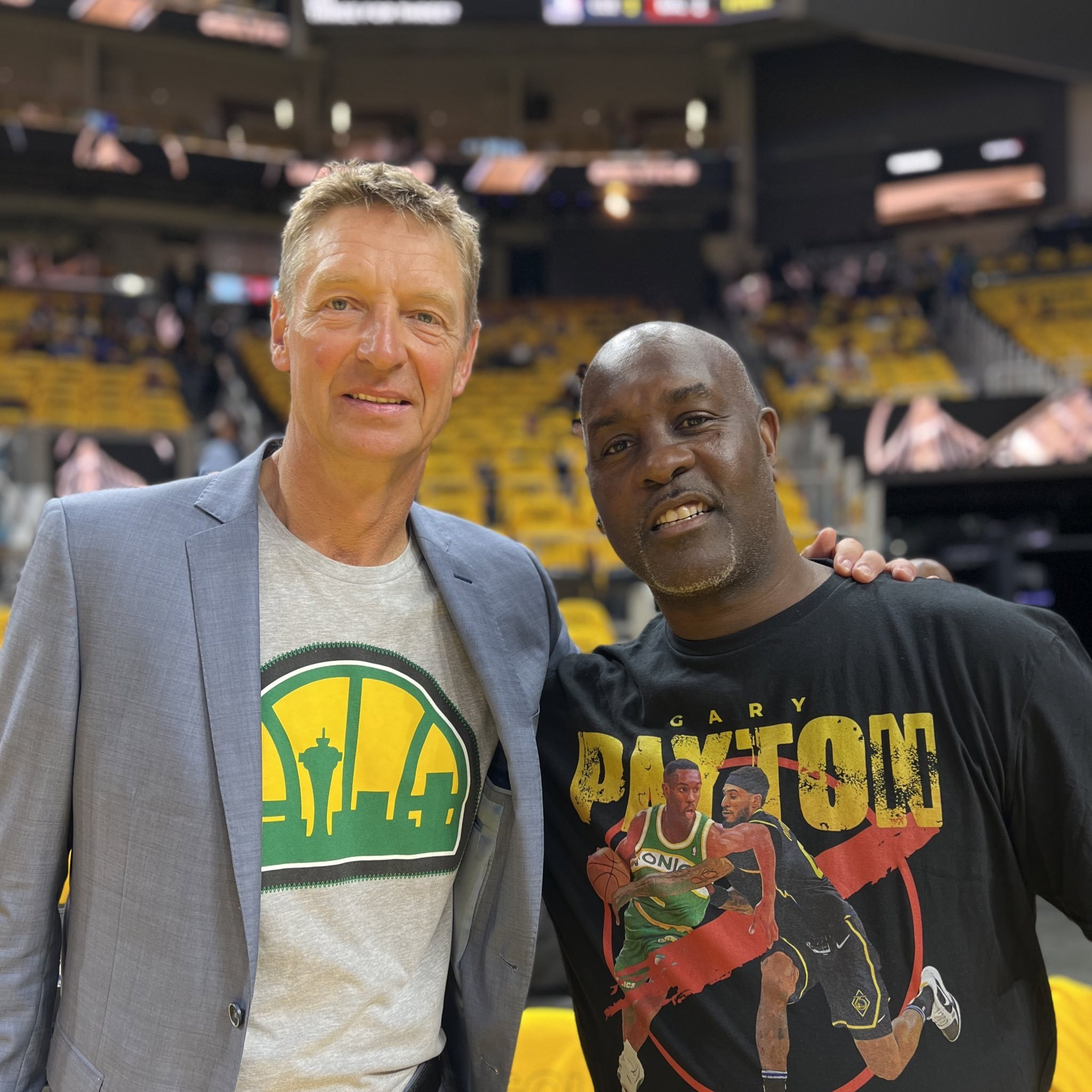 篮协会根据 篮协会根据